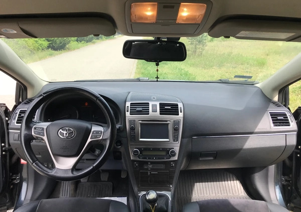 Toyota Avensis cena 41000 przebieg: 188500, rok produkcji 2012 z Ropczyce małe 137